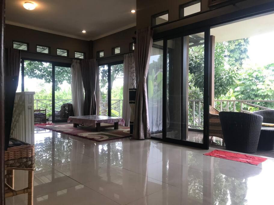 Villa Naumi 반둥 외부 사진